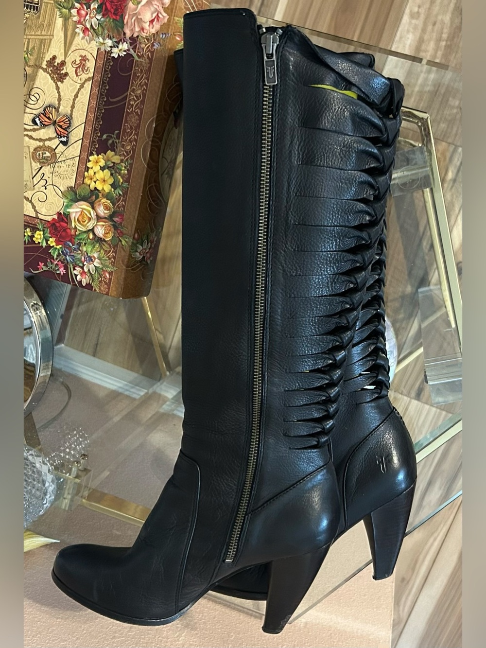 Frye Twisted Black Leather Boots with Braided Back and Side Zip Size 8.5